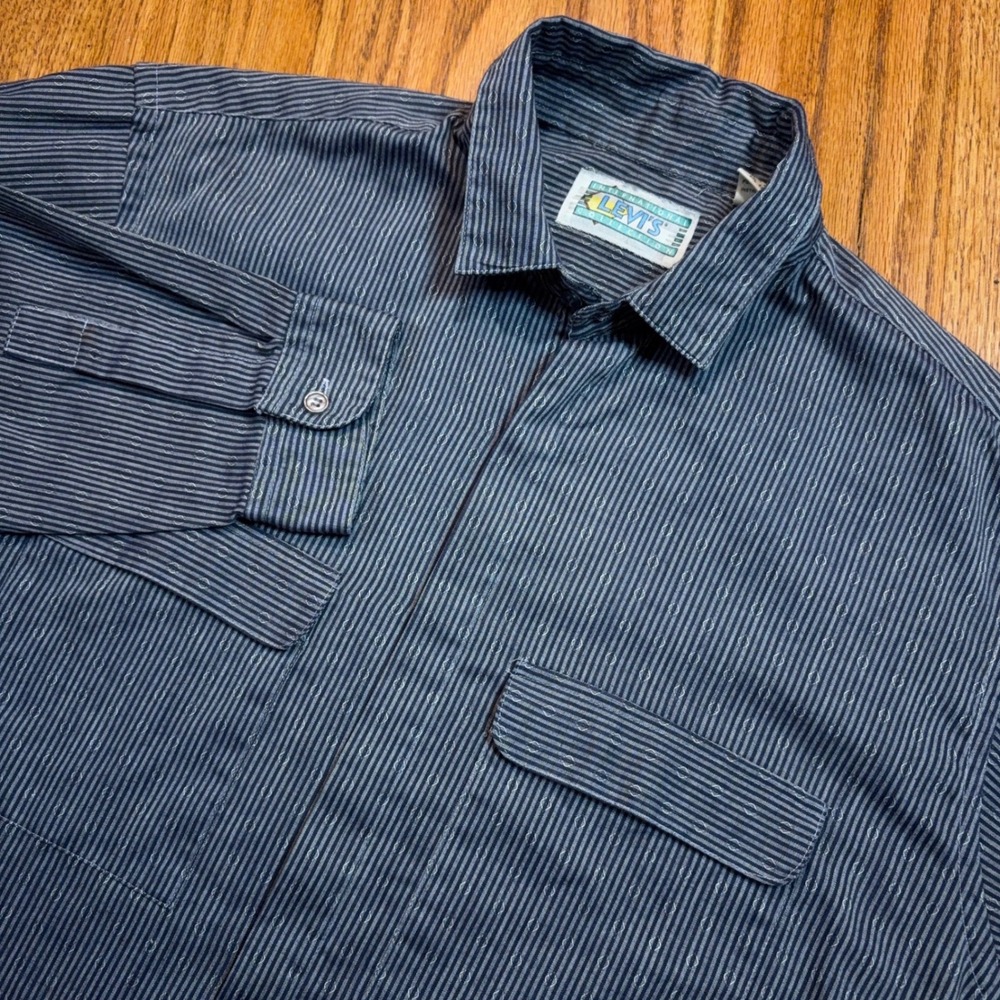 Levi's International Collection Shirt Mens Large Blue Striped Button Up Vintage